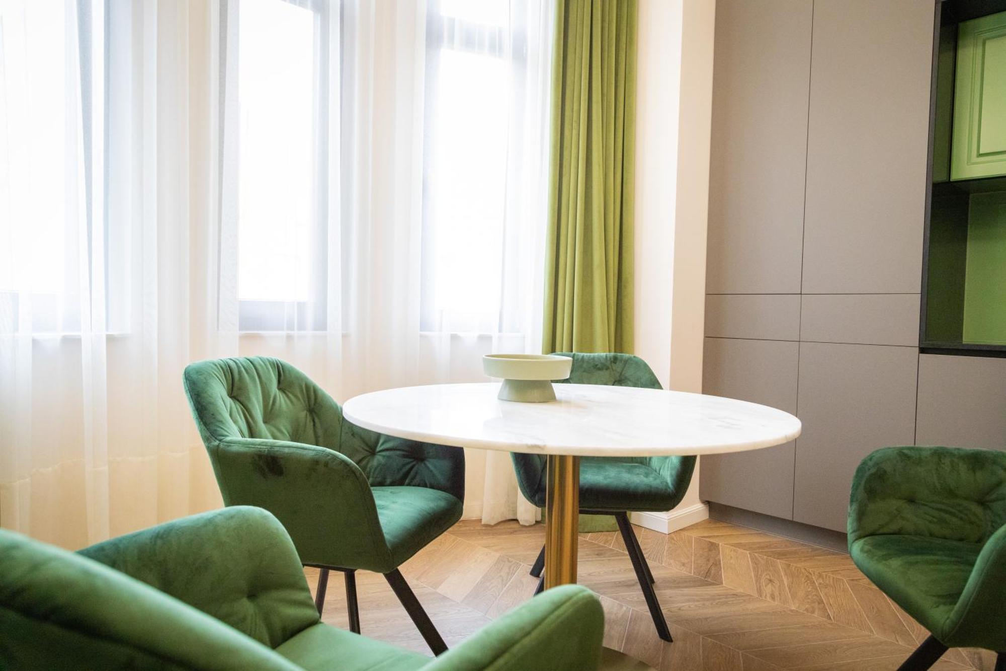 Poshspot Apartments Cluj Napoca Bagian luar foto