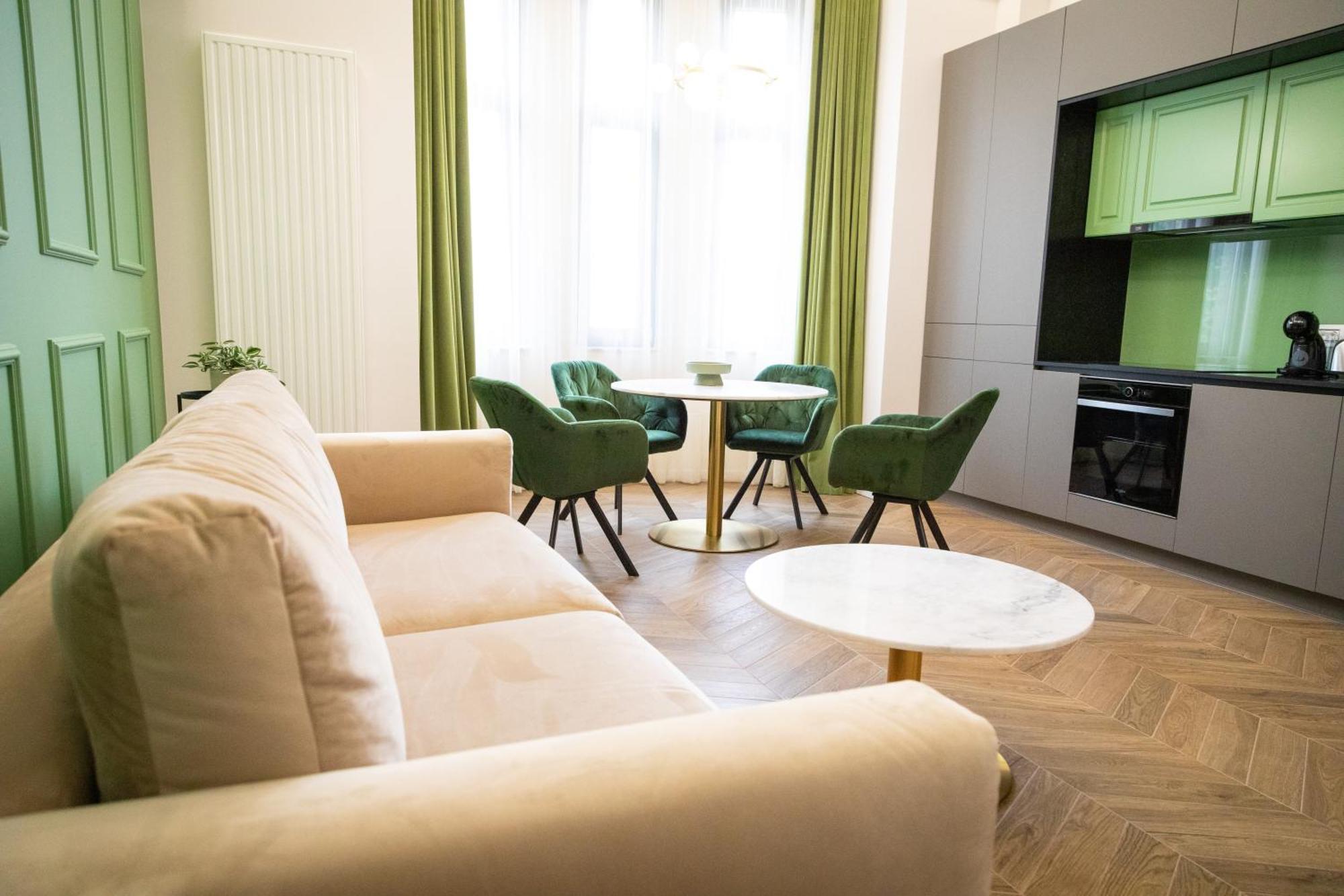 Poshspot Apartments Cluj Napoca Bagian luar foto